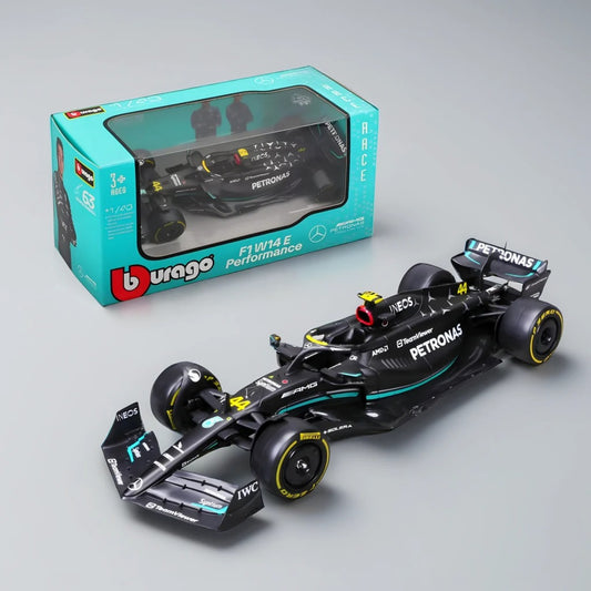 Bburago 1:43 F1 Mercedes AMG - Lewis Hamilton | W14E Performance #44